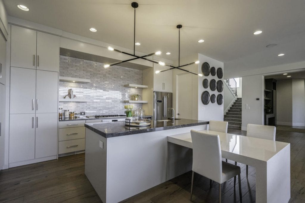 white luxury contemporary kitchen
